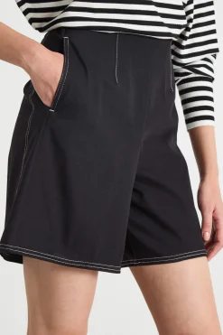 Shorts con tasche - Nero