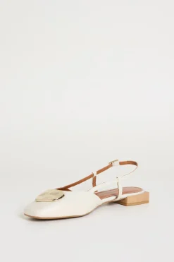 Slingback basse con gioiello - Bianco
