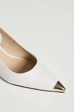 Slingback in pelle con punta in metallo - Bianco