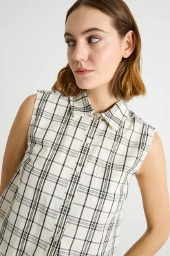 Top con bottone bijoux - Bianco