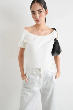 Top con maxi scollo - Bianco