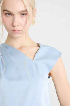 Top con scollo asimmetrico - Azzurro