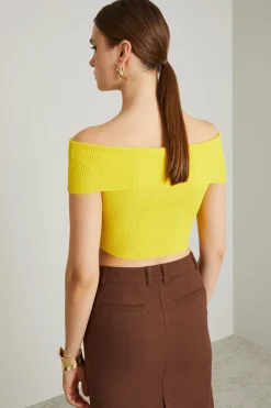 Top cropped con scollo a fascia - Giallo Sole