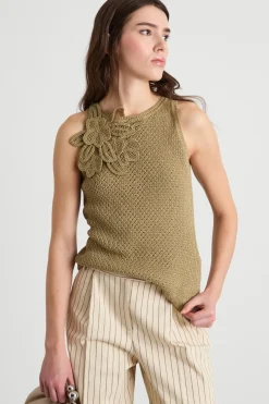 Top smanicato con fiori crochet - Verde