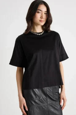 T-shirt ampia con piccoli spacchi laterali - Nero