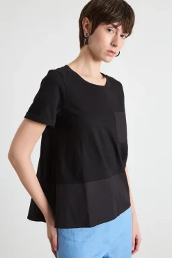 T-shirt con balza - Nero