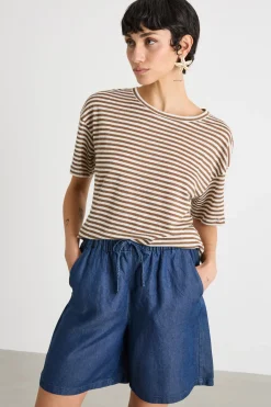 T-shirt con piccoli spacchi - Beige Marrone