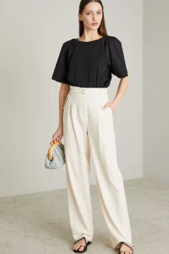 T-shirt con ricamo - Nero
