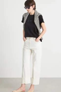 T-shirt con ricamo sangallo - Nero