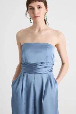 Tuta smanicata in raso - Azzurro